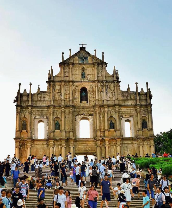 略:4天3晚自由行+当地导游服务新葡京娱乐港澳私人定制团四日游攻(图4) 略:4天3晚自由行+当地导游服务新葡京娱乐港澳私人定制团四日游攻(图4)